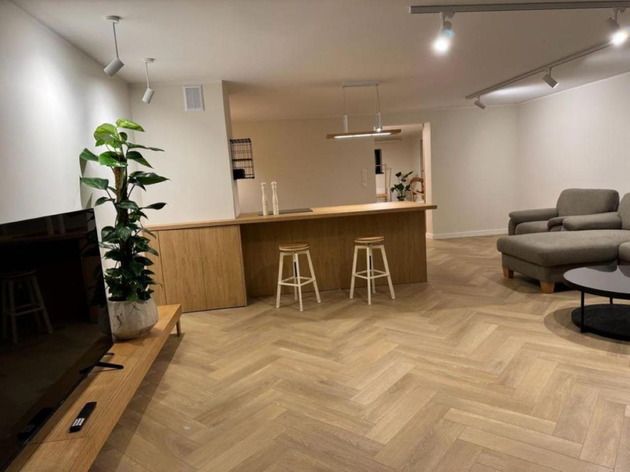 Apartament Ovoc 1.0 Chodzież المظهر الخارجي الصورة