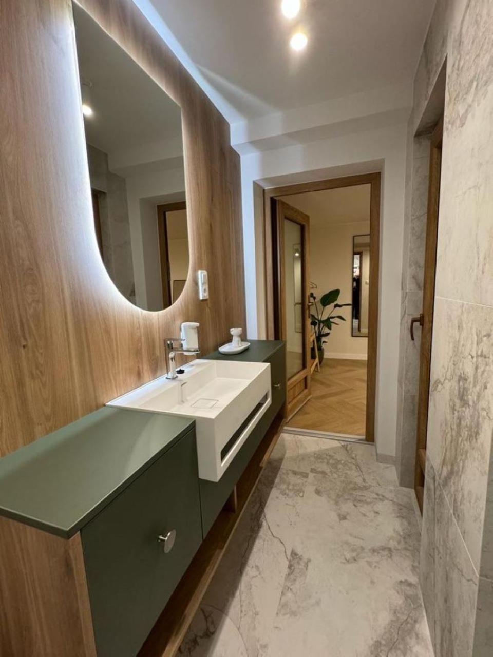 Apartament Ovoc 1.0 Chodzież المظهر الخارجي الصورة