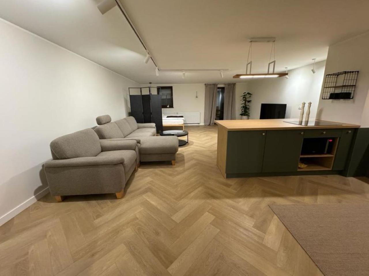 Apartament Ovoc 1.0 Chodzież المظهر الخارجي الصورة